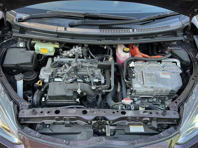 トヨタ アクア S 岐阜県 2015(平27)年 5.2万km ディープアメジストマイカメタリック 純正ナビ/ワンセグTV/AM/FM/SD/BT/バックカメラ/ビルトインETC/ドライブレコーダー/シートヒーター(前席)/横滑り防止装置/スマートキー/プッシュスタート/純正フロアマット/ドアバイザー/ECO/EVモード