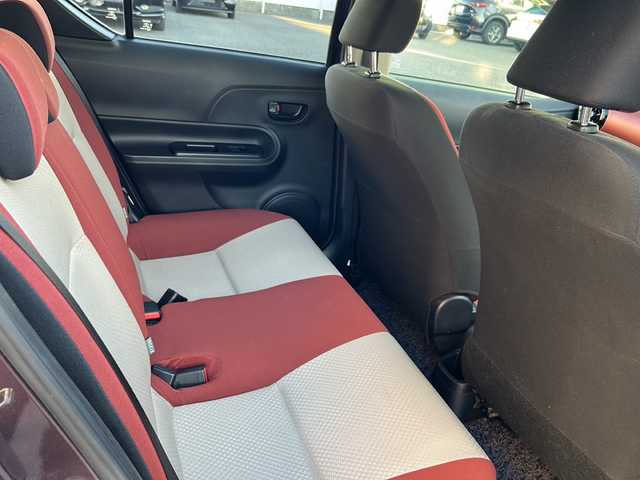 トヨタ アクア S 岐阜県 2015(平27)年 5.2万km ディープアメジストマイカメタリック 純正ナビ/ワンセグTV/AM/FM/SD/BT/バックカメラ/ビルトインETC/ドライブレコーダー/シートヒーター(前席)/横滑り防止装置/スマートキー/プッシュスタート/純正フロアマット/ドアバイザー/ECO/EVモード