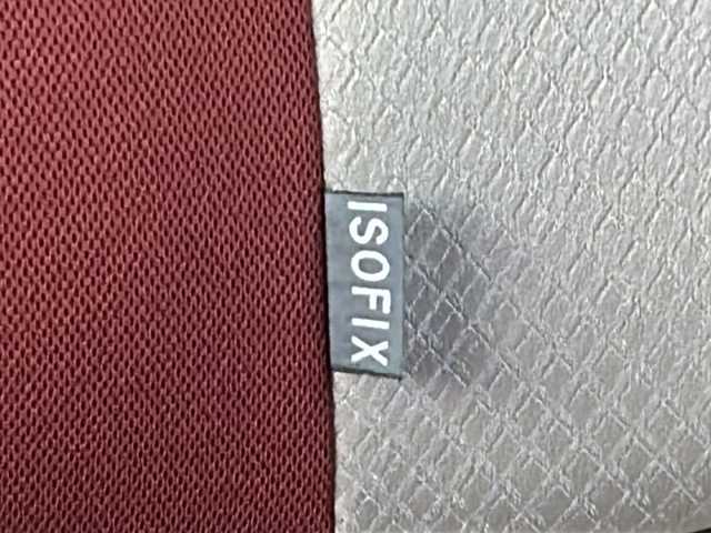 トヨタ アクア S 岐阜県 2015(平27)年 5.2万km ディープアメジストマイカメタリック 純正ナビ/ワンセグTV/AM/FM/SD/BT/バックカメラ/ビルトインETC/ドライブレコーダー/シートヒーター(前席)/横滑り防止装置/スマートキー/プッシュスタート/純正フロアマット/ドアバイザー/ECO/EVモード