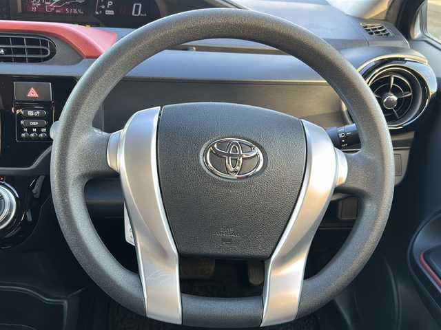 トヨタ アクア S 岐阜県 2015(平27)年 5.2万km ディープアメジストマイカメタリック 純正ナビ/ワンセグTV/AM/FM/SD/BT/バックカメラ/ビルトインETC/ドライブレコーダー/シートヒーター(前席)/横滑り防止装置/スマートキー/プッシュスタート/純正フロアマット/ドアバイザー/ECO/EVモード