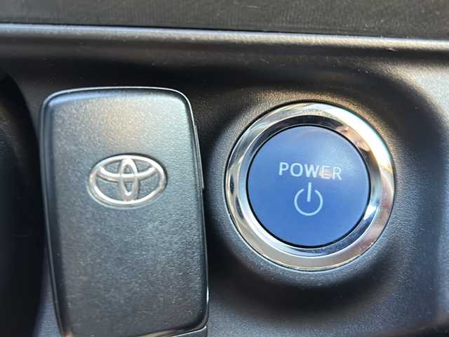 トヨタ アクア S 岐阜県 2015(平27)年 5.2万km ディープアメジストマイカメタリック 純正ナビ/ワンセグTV/AM/FM/SD/BT/バックカメラ/ビルトインETC/ドライブレコーダー/シートヒーター(前席)/横滑り防止装置/スマートキー/プッシュスタート/純正フロアマット/ドアバイザー/ECO/EVモード