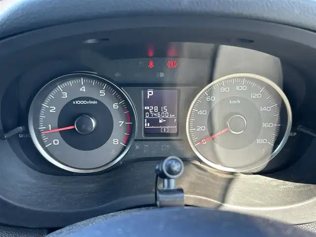 スバル フォレスター 2．0i－L アイサイト 鹿児島県 2013(平25)年 7.5万km サテンホワイトパール 社外ナビ/　　CD/DVD/BT/フルセグ/バックカメラ/クルーズコントロール/LEDヘッドライト/純正17インチアルミホイール/ステアリングスイッチ/アイドリングストップ/スマートキー/社外ビルトインETC/オートエアコン