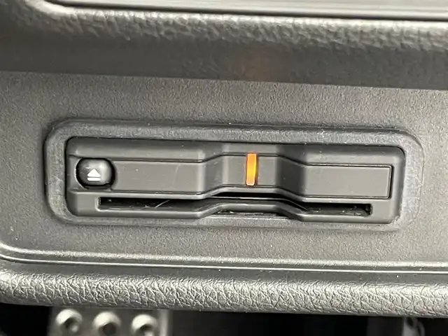 ホンダ オデッセイ ハイブリッド e:HEVアブソルート EXブラックED 埼玉県 2025(令7)年 0.5万km プラチナホワイトパール ホンダセンシング/純正11.4インチHondaCONNECTナビ/ フルセグ CD DVD Bluetooth AppleCarPlay/マルチビューカメラシステム/純正15.6インチリア席モニター/CMBS（衝突軽減ブレーキシステム）/前後誤発進抑制機能/路外逸脱抑制機能/LKAS（車線維持支援システム）/ACC（アダプティブクルーズコントロール）/オートハイビーム/パーキングセンサーシステム/後退出庫サポート/ブラインドスポットインフォメーション/純正11.4インチHondaCONNECTナビ/ フルセグ CD DVD Bluetooth AppleCarPlay/マルチビューカメラシステム/純正15.6インチリア席モニター/ワイヤレス充電器/本革シート/前席パワーシート/前席2列目シートヒーター/ハンズフリーアクセスパワーテールゲート/両側パワースライドドア/本革巻きステアリング/ステアリングリモコン/パドルシフト/電子パーキングブレーキ/オートブレーキホールド/LEDオートライト/純正無限18インチアルミ/純正無限フロアマット/ビルトインETC2.0/前後ドラレコ