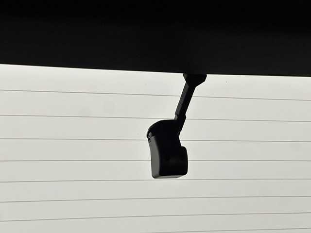 三菱 アウトランダー ＰＨＥＶ G 兵庫県 2022(令4)年 5万km ホワイトダイヤモンド 純正9インチナビ/フルセグ BT Apple CarPlay android Auto/全方位カメラ/パワーバックドア/衝突軽減ブレーキ/LKA/BSM/レーダークルーズコントロール/ビルトインETC2.0/ワイヤレス充電/ドライブレコーダー/ハーフレザーシート/シートヒーター/パワーシート/LEDヘッドライト/オートライト/オートハイビーム/スマートキー