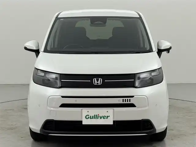 ホンダ フリード ハイブリット e:HEV AIR EX 福岡県 2025(令7)年 0.1千km プラチナホワイトパール 登録済未使用車　/純正９型ナビ/フルセグTV　/バックカメラ　/ホンダセンシング　/レーダークルコン　/コーナーセンサー　/衝突軽減ブレーキ　/レーンキープ　/アクセル踏み間違い防止　/ＢＳＭ　/両側電動スライドドア　/シートヒーター　/ハーフレザーシート　/Wエアコン　/LEDヘッドライト　/純正１５インチアルミホイール