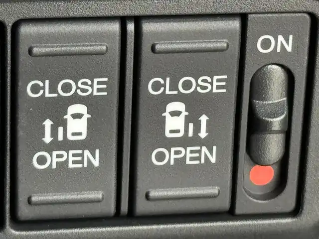 ホンダ フリード ハイブリット e:HEV AIR EX 福岡県 2025(令7)年 0.1千km プラチナホワイトパール 登録済未使用車　/純正９型ナビ/フルセグTV　/バックカメラ　/ホンダセンシング　/レーダークルコン　/コーナーセンサー　/衝突軽減ブレーキ　/レーンキープ　/アクセル踏み間違い防止　/ＢＳＭ　/両側電動スライドドア　/シートヒーター　/ハーフレザーシート　/Wエアコン　/LEDヘッドライト　/純正１５インチアルミホイール