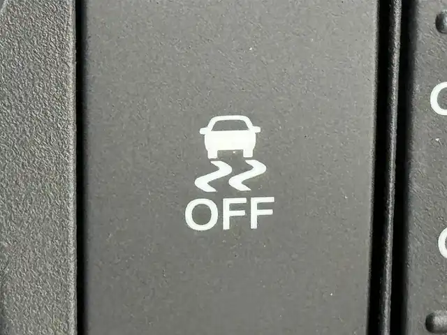 ホンダ フリード ハイブリット e:HEV AIR EX 福岡県 2025(令7)年 0.1千km プラチナホワイトパール 登録済未使用車　/純正９型ナビ/フルセグTV　/バックカメラ　/ホンダセンシング　/レーダークルコン　/コーナーセンサー　/衝突軽減ブレーキ　/レーンキープ　/アクセル踏み間違い防止　/ＢＳＭ　/両側電動スライドドア　/シートヒーター　/ハーフレザーシート　/Wエアコン　/LEDヘッドライト　/純正１５インチアルミホイール