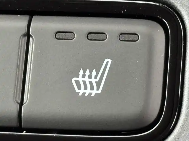 ホンダ フリード ハイブリット e:HEV AIR EX 福岡県 2025(令7)年 0.1千km プラチナホワイトパール 登録済未使用車　/純正９型ナビ/フルセグTV　/バックカメラ　/ホンダセンシング　/レーダークルコン　/コーナーセンサー　/衝突軽減ブレーキ　/レーンキープ　/アクセル踏み間違い防止　/ＢＳＭ　/両側電動スライドドア　/シートヒーター　/ハーフレザーシート　/Wエアコン　/LEDヘッドライト　/純正１５インチアルミホイール