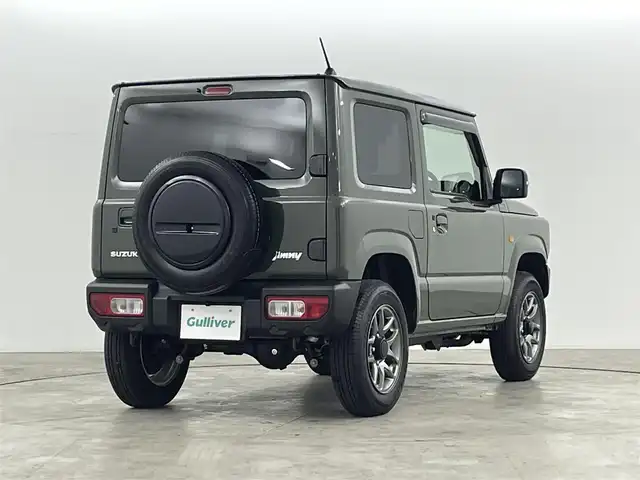スズキ ジムニー XC 福島県 2024(令6)年 0.8万km ジャングルグリーン スズキ セーフティ サポート/・衝突被害軽減ブレーキ　/・誤発進抑制機能　/・車線逸脱警報機能　/・ふらつき警報機能　/・先行車発進お知らせ機能　/・ハイビームアシスト　/・アダプティブクルーズコントロール　/・標識認識機能　/社外ナビゲーション/・Bluetooth/TV/SD/AM・FM/CD/DVD/・バックカメラ/革巻きステアリング/・ステアリングスイッチ/シートヒーター/プッシュスタート/・スマートキー/LEDライト/・フォグライト/・オートライト/・オートハイビーム/純正フロアマット/ドアバイザー