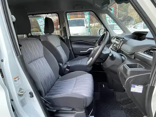 スズキ ソリオ HV MX 埼玉県 2020(令2)年 1.3万km ピュアホワイトP 衝突軽減ブレーキ/レーダークルーズコントロール/前席シートヒーター/LEDヘッドライト/クリアランスソナー/純正15インチアルミ/左パワースライドドア/プッシュスタート/スマートキー/走行１２９３３キロ/保証書付整備手帳/取扱説明書