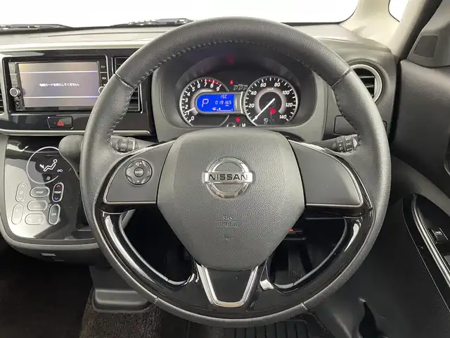日産 デイズ ルークス HWS X Vセレクション 埼玉県 2019(令1)年 2万km スターリングシルバーM 純正ナビ/（AM/FM/Bluetooth／TV）/アランドビューモニター/コーナーセンサー/レーンアシスト/衝突軽減ブレーキ/両側パワースライドドア/純正フロアマット/電動格納ミラー/ドアバイザー/スマートキー/プッシュスタート/ETC