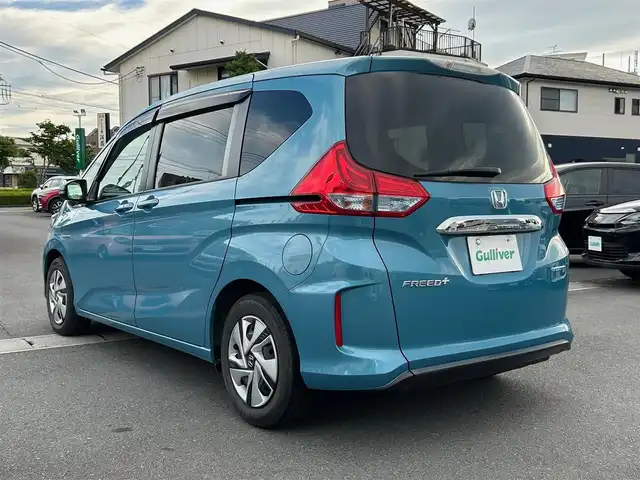 ホンダ フリード＋ ハイブリット G ホンダセンシング 静岡県 2018(平30)年 4.5万km ブルーホライゾンM エンジンスタートボタン/パワーステアリング/パワーウィンドウ/寒冷地仕様/アイドリングストップ/スマートキー/AAC/クルーズコントロール（追従走行：有）/純正ビルトインETC/バックカメラ/純正メモリナビ（BT接続、ワンセグTV、DVD再生機能、CDチェンジャー）/ウォークスルー/布系シート/純正フロアマット/両側パワースライドドア/ABS/横滑り防止装置/レーンキープアシスト/オートライト/キセノンヘッドライト/Wエアバック/衝突軽減システム