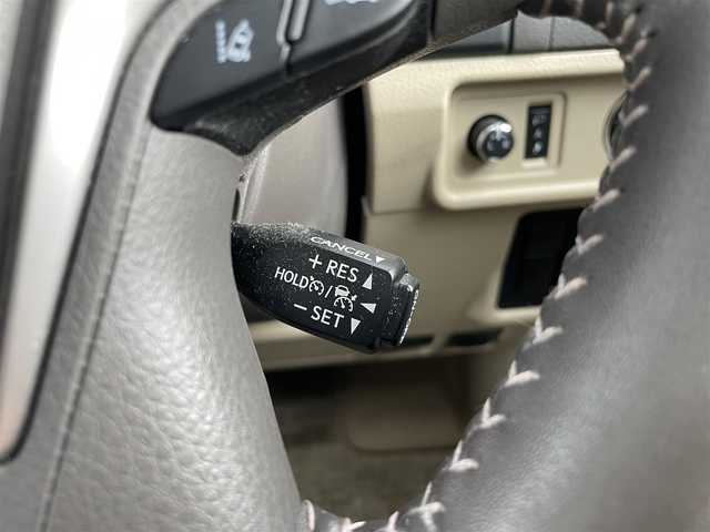 トヨタ ランドクルーザー プラド TX Lパッケージ 福岡県 2020(令2)年 2.7万km ブラック 純正9インチナビ/トヨタセーフティセンス/レザーシート/シートーター、シートクーラー/パワーシート/ビルトインETC/追従式クルコン/サイドバイザー/純正アルミホイール（トヨタ）/電動格納サードシート/オートハイビーム/T-connect /フォグライト/純正フロアマット/BT/HDMI/セカンドスタート