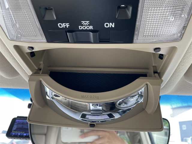 トヨタ ランドクルーザー プラド TX Lパッケージ 福岡県 2020(令2)年 2.7万km ブラック 純正9インチナビ/トヨタセーフティセンス/レザーシート/シートーター、シートクーラー/パワーシート/ビルトインETC/追従式クルコン/サイドバイザー/純正アルミホイール（トヨタ）/電動格納サードシート/オートハイビーム/T-connect /フォグライト/純正フロアマット/BT/HDMI/セカンドスタート