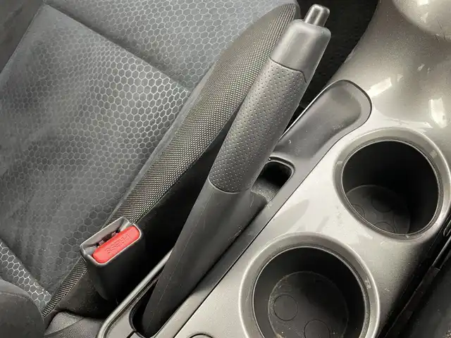日産 ジューク 15RX 富山県 2014(平26)年 8.4万km ラディアントレッド 社外ナビ（MDV-S708W）/　ーーCD、DVD、bluetooth/フルセグTV/バックカメラ/前ドラレコ（SN-ST5200）/スマートキー＋プッシュスタート/社外マット・純正バイザー/オートライト///