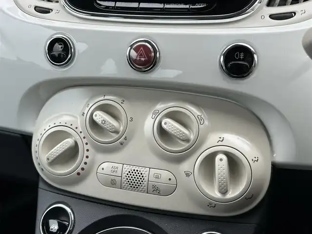 フィアット ５００ 1．2 ポップ 茨城県 2018(平30)年 3.9万km ボサノバホワイト 純正オーディオディスプレイ　/Ｂｌｕｅｔｏｏｔｈ　/ＵＳＢ　/ＡＵＸ　/ＥＴＣ　/ステアリングスイッチ　/禁煙車