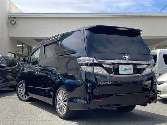トヨタ ヴェルファイア 2．4Z ゴールデンアイズⅡ 兵庫県 2014(平26)年 6.9万km ブラック ポータブル社外メモリナビ/・Bluetooth/・フルセグTV/クルコン/ドラレコ/ＥTＣ/ステアリングスイッチ/パーキングセンサー/シガーソケット/ハーフレザー/両側パワースライドドア/スマートキー/バックカメラ/オートライト/純正アルミホイル/ワンオーナー/取扱説明書/保証書/スマートキー×2