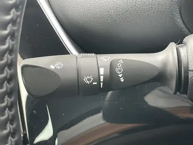 トヨタ プリウス ＰＨＶ S セーフティパッケージ 千葉県 2020(令2)年 5.9万km ダークブルーマイカ 純正9インチナビ/全周囲カメラ/トヨタセーフティセンス/フルセグTV/ETC/ブラインドスポットモニター/レーダークルーズコントロール/スマートキー/前後コーナーセンサー/オートライト/スマートキー