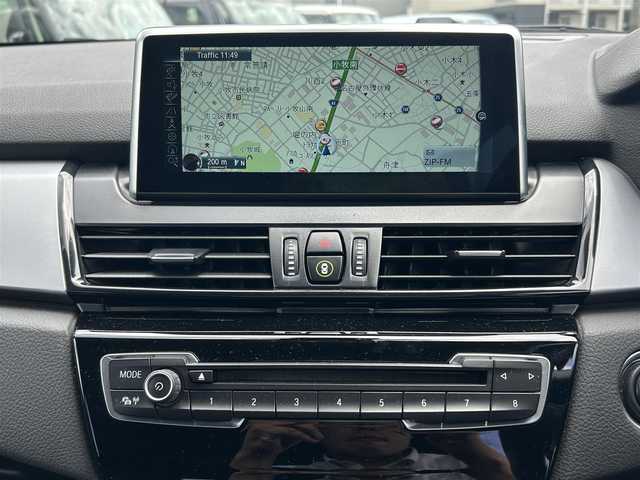 ＢＭＷ ２１８ｉ アクティブツアラー 愛知県 2016(平28)年 1.6万km アルピンホワイトⅢ 純正ナビ/（FM/AM/BT/CD/USB)/プッシュスタート/アイドリングストップ/クリアランスソナー/バックカメラ/パワーバックドア/ETC/LEDヘッドライト/純正16インチAW/スマートキー/スペアキー/フロアマット