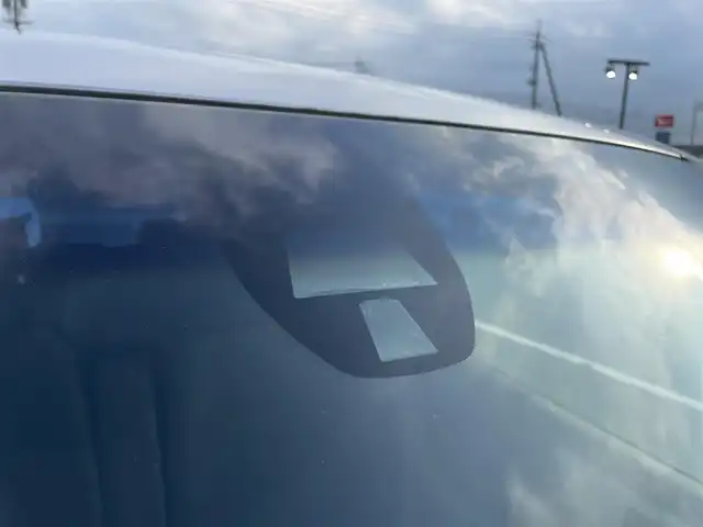 ホンダ Ｎ ＷＧＮ コンフォートパッケージ 鳥取県 2014(平26)年 6万km カトラリーシルバーM 純正ナビ／ＴＶ／ＤＶＤ／ＣＤ／ＢＴ/バックカメラ・ＥＴＣ/衝突軽減ブレーキ/前席シートヒーター/プッシュエンジンスタート/電動格納ミラー/ベンチシート/アイドリングストップ/フロアマット/ドアバイザー