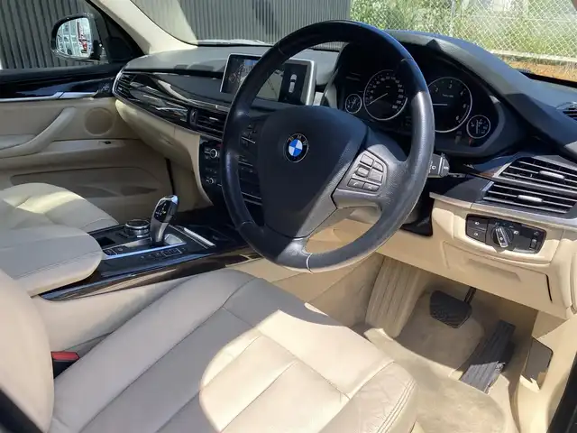 ＢＭＷ Ｘ５ xDrive 35d xライン 福岡県 2014(平26)年 6.7万km 茶 SR/白革シート/ライトデザイン/純正ナビ/CD/DVD/USB/Bluetooth/フルセグTV/シートヒーター/パワーシート/Bカメラ/前後ドラレコ/LEDヘッドライト/純正19インチアルミホイール/保証書/取扱説明書/スマートキー/スペアキー×1/スパークリング・ブラウン