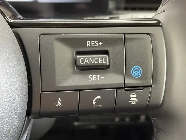 日産 セレナ e－パワー ハイウェイスター V 群馬県 2025(令7)年 0.1千km プリズムホワイト 登録済未使用車　フリップダウンモニター　ニッサンコネクトナビ　アラウンドビューモニター　両側パワースライドドア　プロパイロット　デジタルルームミラー　コーナーセンサー　スマートキー　ＥＴＣ２．０