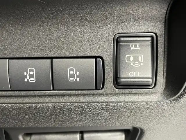 日産 セレナ e－パワー ハイウェイスター V 群馬県 2025(令7)年 0.1千km プリズムホワイト 登録済未使用車　フリップダウンモニター　ニッサンコネクトナビ　アラウンドビューモニター　両側パワースライドドア　プロパイロット　デジタルルームミラー　コーナーセンサー　スマートキー　ＥＴＣ２．０