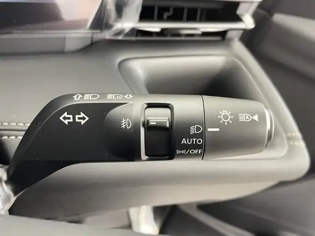 日産 セレナ e－パワー ハイウェイスター V 群馬県 2025(令7)年 0.1千km プリズムホワイト 登録済未使用車　フリップダウンモニター　ニッサンコネクトナビ　アラウンドビューモニター　両側パワースライドドア　プロパイロット　デジタルルームミラー　コーナーセンサー　スマートキー　ＥＴＣ２．０