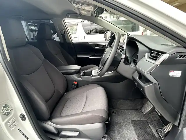 トヨタ ＲＡＶ４ X 大阪府 2022(令4)年 6.6万km プラチナホワイトパールマイカ ワンオーナー/寒冷地仕様/ルーフレール/純正OP18インチAW/バックカメラ/バックガイドモニター/社外サイドステップ/社外バンパーガード積み込み/8型ディスプレイオーディオ＋ナビ対応/FM/AM/BT/フルセグ/USB電源ソケット/ETC2/0/トヨタセーフティーセンス/・プリクラッシュセーフティー/・レーントレーシングアシスト/・レーダークルーズコントロール/・オートマチックハイビーム/・ロードサインアシスト/インテリジェントクリアランスソナー/保証書/取扱説明書/スペアキー