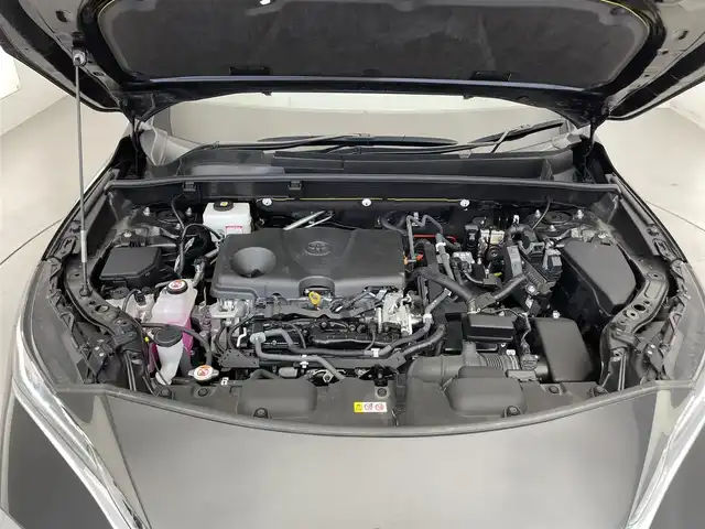 トヨタ ハリアー ハイブリッド Z レザーパッケージ 滋賀県 2021(令3)年 6.5万km プレシャスブラックパール 純正12.3インチナビ/【Bluetooth/フルセグTV/USB/Miracast】/JBLプレミアムサウンド/全方位カメラ/レザーシート/トヨタセーフティセンス/・プリクラッシュセーフティ/・レーンディパーチャーアラート/・レーダークルーズコントロール/・オートマチックハイビーム/クリアランスソナー/ブラインドスポットモニター/LEDヘッドライト/ドライブレコーダー機能付デジタルインナーミラー/電動パーキングブレーキ/オートブレーキホールド/ビルトインETC2.0/D/Nパワーシート/D/Nシートヒーター/D/Nシートベンチレーション/ステアリングヒーター/パワーバックドア/ワイヤレス充電/電動チルトテレスコピックステアリング/シートポジションメモリ/純正フロアマット/プッシュスタート/スマートキー/ステアリングリモコン/ドアバイザー