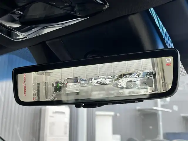 トヨタ ハリアー ハイブリッド Z レザーパッケージ 滋賀県 2021(令3)年 6.5万km プレシャスブラックパール 純正12.3インチナビ/【Bluetooth/フルセグTV/USB/Miracast】/JBLプレミアムサウンド/全方位カメラ/レザーシート/トヨタセーフティセンス/・プリクラッシュセーフティ/・レーンディパーチャーアラート/・レーダークルーズコントロール/・オートマチックハイビーム/クリアランスソナー/ブラインドスポットモニター/LEDヘッドライト/ドライブレコーダー機能付デジタルインナーミラー/電動パーキングブレーキ/オートブレーキホールド/ビルトインETC2.0/D/Nパワーシート/D/Nシートヒーター/D/Nシートベンチレーション/ステアリングヒーター/パワーバックドア/ワイヤレス充電/電動チルトテレスコピックステアリング/シートポジションメモリ/純正フロアマット/プッシュスタート/スマートキー/ステアリングリモコン/ドアバイザー