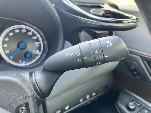 トヨタ ハリアー ハイブリッド Z レザーパッケージ 滋賀県 2021(令3)年 6.5万km プレシャスブラックパール 純正12.3インチナビ/【Bluetooth/フルセグTV/USB/Miracast】/JBLプレミアムサウンド/全方位カメラ/レザーシート/トヨタセーフティセンス/・プリクラッシュセーフティ/・レーンディパーチャーアラート/・レーダークルーズコントロール/・オートマチックハイビーム/クリアランスソナー/ブラインドスポットモニター/LEDヘッドライト/ドライブレコーダー機能付デジタルインナーミラー/電動パーキングブレーキ/オートブレーキホールド/ビルトインETC2.0/D/Nパワーシート/D/Nシートヒーター/D/Nシートベンチレーション/ステアリングヒーター/パワーバックドア/ワイヤレス充電/電動チルトテレスコピックステアリング/シートポジションメモリ/純正フロアマット/プッシュスタート/スマートキー/ステアリングリモコン/ドアバイザー