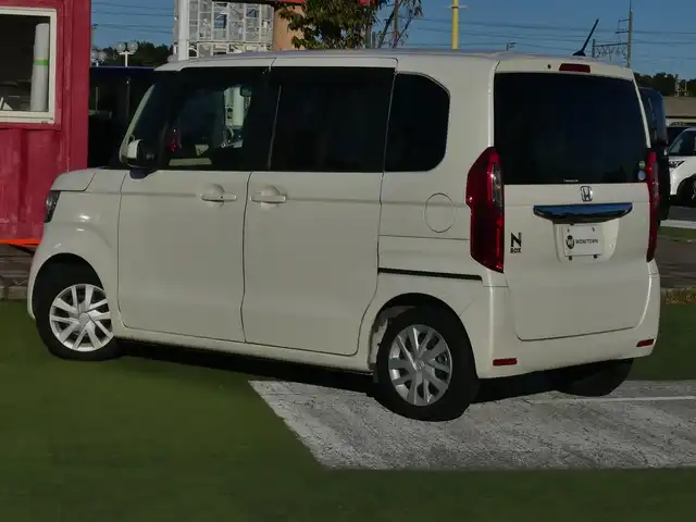 ホンダ Ｎ ＢＯＸ G L ホンダセンシング 千葉県 2017(平29)年 5.1万km プレミアムホワイトパールⅡ ホンダセンシング/・衝突軽減ブレーキ（CMBS）/・車線維持支援システム（LKAS）/・アダプティブクルーズコントロール（ACC）/・後方誤発進抑制機能/・誤発進抑制機能/左パワースライドドア/右イージークローザードア/純正SDナビ/ワンセグTV/【DVD/CD再生機能】/バックカメラ/ドライブレコーダー（前後撮影）/ETC/LEDヘッドライト/ウインカーミラー/Honda スマートキー