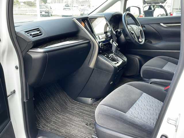 トヨタ ヴェルファイア Z 道東・釧路十勝 2016(平28)年 11万km ホワイトパールクリスタルシャイン ・寒冷地仕様/・4WD/・ALPINE11型SDメモリビ/（CD・DVD・FM・AM・BT・SD・フルセグ）/・バックカメラ/・衝突軽減システム/・オートリトラーミラー/・ウッド調パネル/・ナノイー/・クリアランスソナー/・フロントワイパーデアイサー/・両側パワースライドドア/・社外エンジンスターター/・セカンドシートオットマン/・ETC/・アイドリングストップ/・横滑り防止/・電格ミラー/・ドアバイザー/・スマートキー/・プッシュスタート/・ウェッズクレンツェ19インチアルミホイール