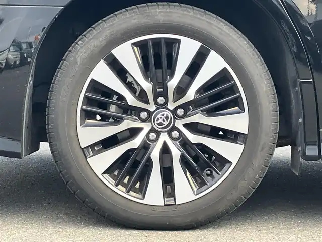 トヨタ ヴェルファイア Z Gエディション 静岡県 2021(令3)年 1.1万km ブラック 純正9インチナビ（CD/DVD/BT）/バックカメラ/エンジンスタートボタン/パワーステアリング/パワーウィンドウ/保証書/取扱説明書/スマートキー/Wオートエアコン/レーダークルーズコントロール/12.1インチ後席モニター/USB入力端子/ETC/三列シート/N席電動オットマン/電動リアゲート/ドライブレコーダー前後/フロアマット/D席N席パワーシート/合皮シート/D席N席シートヒーター/D席N席エアシート/両側パワースライドドア/純正アルミホイール/ABS/横滑り防止装置/コーナーセンサー前後/レーンキープアシスト/盗難防止装置/オートライト/オートマチックハイビーム/三眼LEDヘッドライト/W+サイドエアバッグ/カーテンエアバッグ/衝突軽減システム/ステアリングヒーター/二列目電動リクライニング/二列目電動オットマン/三列目ヘッドレスト１つ不足