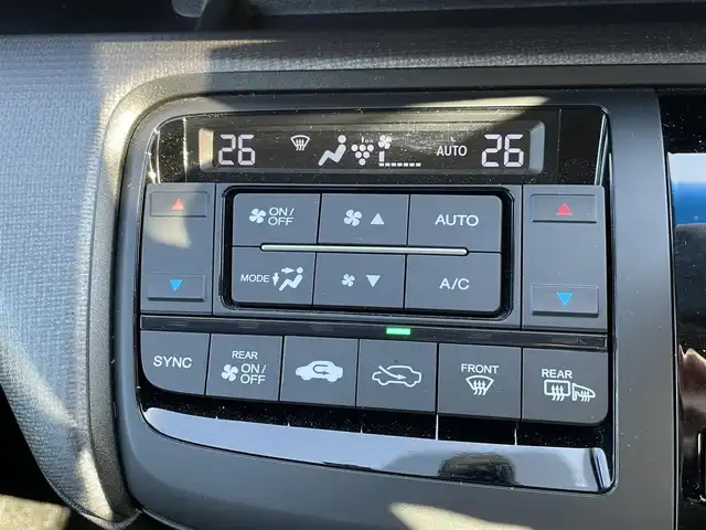 ホンダ ステップワゴン スパーダ ホンダセンシング 大阪府 2019(平31)年 4.6万km プレミアムスパークルブラックパール ホンダセンシング　/純正９インチインターナビ　/・フルセグTV/USB/BT/バックカメラ/両側パワースライドドア　/前ドライブレコーダー　/ＥＴＣ　/追従型クルーズコントロール/純正フロアマット　/コーナーセンサー/アイドリングストップ/パーキングアシスト　/ＬＥＤヘッド・フォグ　/スペアキー