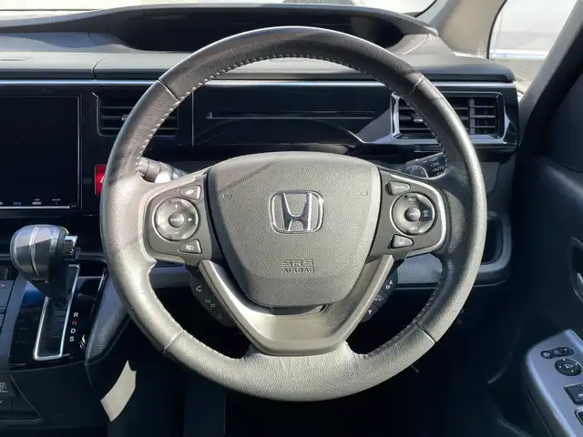 ホンダ ステップワゴン スパーダ ホンダセンシング 大阪府 2019(平31)年 4.6万km プレミアムスパークルブラックパール ホンダセンシング　/純正９インチインターナビ　/・フルセグTV/USB/BT/バックカメラ/両側パワースライドドア　/前ドライブレコーダー　/ＥＴＣ　/追従型クルーズコントロール/純正フロアマット　/コーナーセンサー/アイドリングストップ/パーキングアシスト　/ＬＥＤヘッド・フォグ　/スペアキー