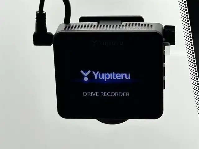 三菱 デリカミニ T プレミアム 岡山県 2024(令6)年 1万km アメジストブラック/シルキーホワイト 純正9インチディスプレイオーディオ/・FM/AM/Bluetooth/CarPlay/HDMI/アラウンドビューモニター/デジタルインナーミラー/ハーフレザーシート/・シートヒーター/ステアリングヒーター/マイパイロット/e-Assist/・衝突軽減ブレーキ/・車線逸脱警報/・オートマチックハイビーム/・踏み間違い防止アシスト/ビルトインETC/前後ドライブレコーダー/両側パワースライドドア/純正フロアマット/純正15インチアルミ/スマートキー2本/LEDヘッドライト/・フォグライト