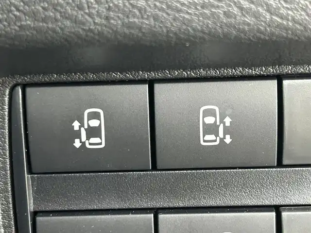 三菱 デリカミニ T プレミアム 岡山県 2024(令6)年 1万km アメジストブラック/シルキーホワイト 純正9インチディスプレイオーディオ/・FM/AM/Bluetooth/CarPlay/HDMI/アラウンドビューモニター/デジタルインナーミラー/ハーフレザーシート/・シートヒーター/ステアリングヒーター/マイパイロット/e-Assist/・衝突軽減ブレーキ/・車線逸脱警報/・オートマチックハイビーム/・踏み間違い防止アシスト/ビルトインETC/前後ドライブレコーダー/両側パワースライドドア/純正フロアマット/純正15インチアルミ/スマートキー2本/LEDヘッドライト/・フォグライト