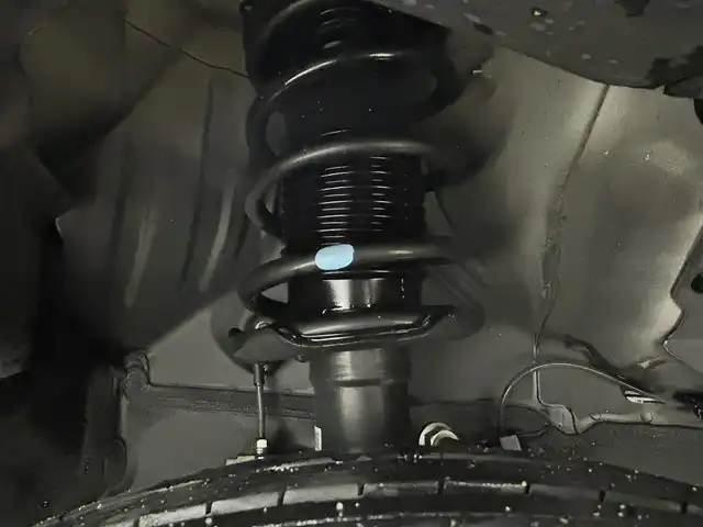 三菱 デリカミニ T プレミアム 岡山県 2024(令6)年 1万km アメジストブラック/シルキーホワイト 純正9インチディスプレイオーディオ/・FM/AM/Bluetooth/CarPlay/HDMI/アラウンドビューモニター/デジタルインナーミラー/ハーフレザーシート/・シートヒーター/ステアリングヒーター/マイパイロット/e-Assist/・衝突軽減ブレーキ/・車線逸脱警報/・オートマチックハイビーム/・踏み間違い防止アシスト/ビルトインETC/前後ドライブレコーダー/両側パワースライドドア/純正フロアマット/純正15インチアルミ/スマートキー2本/LEDヘッドライト/・フォグライト