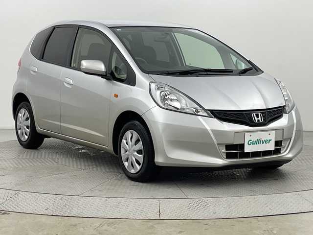 ホンダ フィット G 新潟県 2013(平25)年 5.6万km アラバスターシルバーメタリック メモリナビ　型式MDV-D402BT/CD/DVD/BT/ワンセグ/ETC/ハロゲン/社外AW冬タイヤセット積載済
