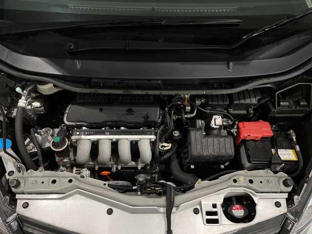 ホンダ フィット G 新潟県 2013(平25)年 5.6万km アラバスターシルバーメタリック メモリナビ　型式MDV-D402BT/CD/DVD/BT/ワンセグ/ETC/ハロゲン/社外AW冬タイヤセット積載済