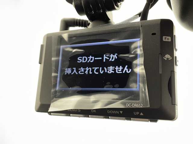 トヨタ ヤリスクロス G 千葉県 2022(令4)年 2.8万km ブラックマイカ 禁煙車/トヨタセーフティセンス/　衝突軽減ブレーキ/レーンキープアシスト/　レーダークルーズコントロール/オートハイビーム/　クリアランスソナー/ブラインドスポットモニター/純正ディスプレイナビ/　フルセグ/BT/USB/カープレイ/全方位カメラ/ステアリングスイッチ/ビルトインETC/ドライブレコーダー/シートヒーター(D/N席)/ステアリングヒーター/電動パーキングブレーキ/スマートキー/プッシュスタート/純正フロアマット/電動格納/ウィンカーミラー/純正アルミホイール