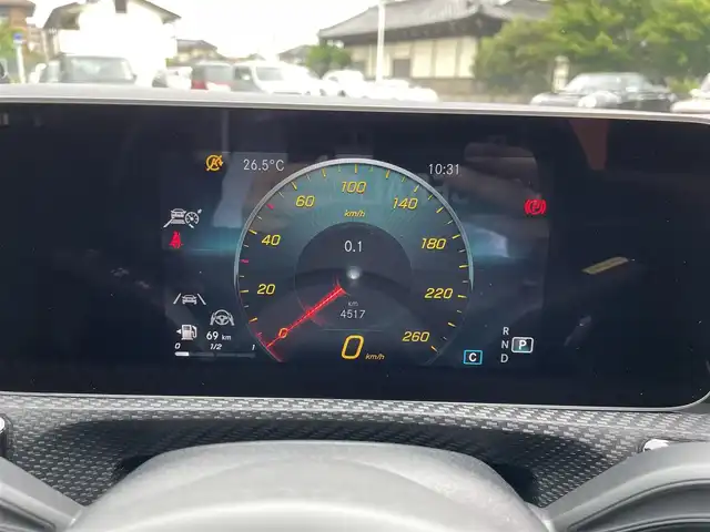 メルセデス・ベンツ Ａ１８０ 栃木県 2020(令2)年 0.5万km モハーベシルバー R3.4.5.7年ヤナセ記録簿有/純正メモリナビ/(フルセグTV/Bluetooth/USB)/バックカメラ/ETC2.0/ハーフレザーシート/置くだけ充電/ブラインドスポットモニター/横滑り防止機能/レーンアシスト/衝突軽減ブレーキ/純正16インチアルミホイール/LEDヘッドライト/パドルシフト/カーテンエアバック/レーダークルーズコントロール/道路標識アシスト