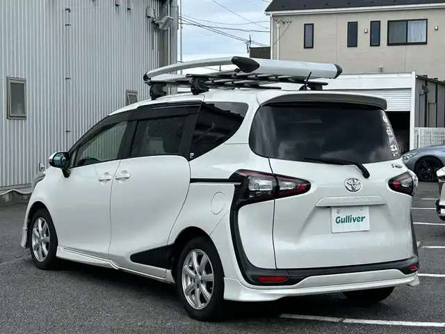 トヨタ シエンタ X 静岡県 2015(平27)年 8万km ホワイトパールクリスタルシャイン ユーザー買取車両/純性HDDナビ(VXM-174VFXi)/[CD/DVD/BT/地デジTV]/純性LEDライト/純性フロアマット/純正16インチAW/バックカメラ/スマートキー/スペアキー×1/エンジンスタートボタン/3列シート/モデリスタエアロパーツ/両側パワースライドドア/ベンチシート/アイドリングストップ