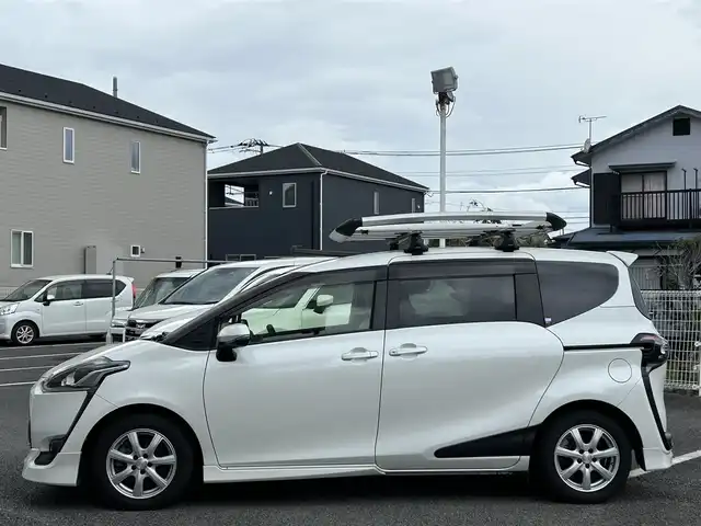 トヨタ シエンタ X 静岡県 2015(平27)年 8万km ホワイトパールクリスタルシャイン ユーザー買取車両/純性HDDナビ(VXM-174VFXi)/[CD/DVD/BT/地デジTV]/純性LEDライト/純性フロアマット/純正16インチAW/バックカメラ/スマートキー/スペアキー×1/エンジンスタートボタン/3列シート/モデリスタエアロパーツ/両側パワースライドドア/ベンチシート/アイドリングストップ