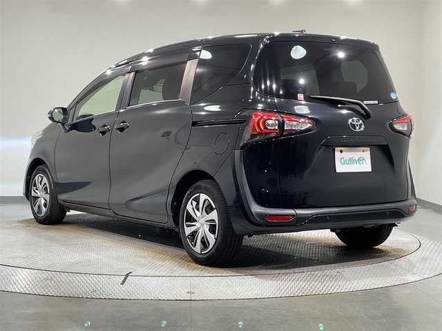 トヨタ シエンタ G クエロ 愛知県 2019(令1)年 4.5万km ブラックマイカ 純正９インチナビ(NSZT-Y66T)/(Bluetooth/フルセグTV/SD/FM/AM/CD・DVD再生)/パノラミックビューモニター　/トヨタセーフティセンス　/　　-プリクラッシュセーフティ/　　-レーンディパーチャーアラート/　　-オートマチックハイビーム/半レザーシート　/両側パワースライドドア　/シートヒーター　/ビルトインＥＴＣ　/ステアリングヒーター/ドライブレコーダー　/ＵＳＢ接続/クリアランスソナー/アイドリングストップ/横滑り防止/プッシュスタート/　　-スマートキー