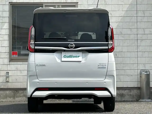 日産 ルークス HWS Gターボ プロパイロットED 福岡県 2024(令6)年 0.4万km プレミアムサンシャインオレンジメタリック/シルキーホワイト ワンオーナー/純正8インチメモリナビ/　（AM/FM/Bluetooth/フルセグTV）/フロント/サイド/バックカメラ/アラウンドビューモニター/インテリジェンスモビリティ/・プロパイロット/・インテリジェントエマージェンシーブレーキ/・前方衝突予測警報/・踏み間違い衝突防止アシスト/・車線逸脱警報/・車線逸脱防止支援システム/・ふらつき警報/・標識検知機能/・先行車発進お知らせ/コーナーセンサー/クリアランスソナー/オートライト/オートドア/純正15インチアルミホイール/黒色レザー調シートカバー/両側パワースライドドア/前方ドライブレコーダー/室内カメラ/純正フロアマット/社外ワイドインナーミラー/ISOFIX/プッシュスタート/ドアバイザー/電格ウインカーミラー/電源ソケット×1/スペアキー×1 /保証書/取扱説明書