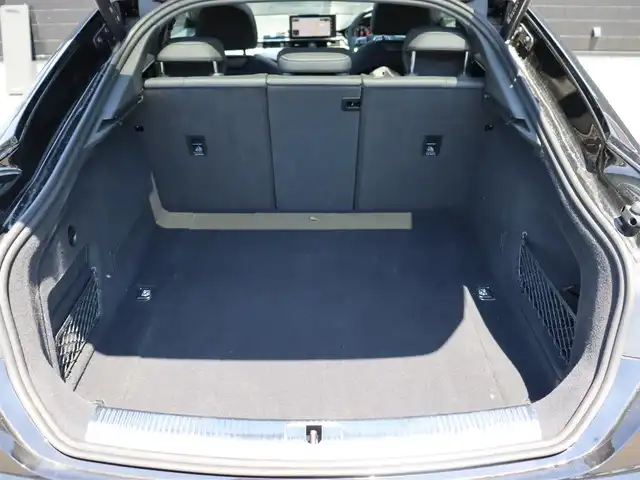 アウディ Ａ５ SB 40TDIクワトロ Sライン 宮城県 2021(令3)年 5.5万km ミトスブラックメタリック パノラマサンルーフ/マトリクスLEDヘッドライト/アダプティブクルーズコントロール/純正メモリナビ/バーチャルコクピット/サラウンドビューカメラ/アンビエントライト/ハーフレザーシート/シートヒーター（フロント/リヤ）/パワーシート（フロント/リヤ）/パーキングアシスト/電動リアゲート/ETC/純正前後型ドライブレコーダー