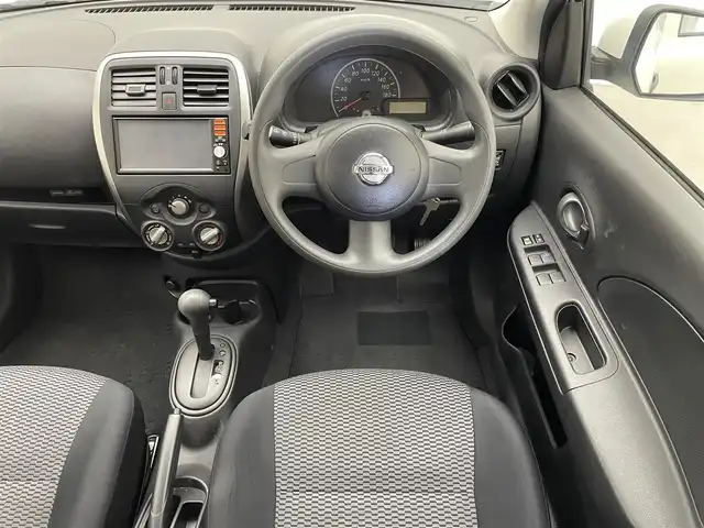日産 マーチ 12S 兵庫県 2016(平28)年 2万km ブリリアントホワイトパール 純正SDナビ(CD/フルセグ/SD/Bluetooth)/・MM115D-W/バックカメラ/リモコンキー/スペアキー/ヘッドライトレベライザー/ETC/純正フロアマット/横滑り防止装置